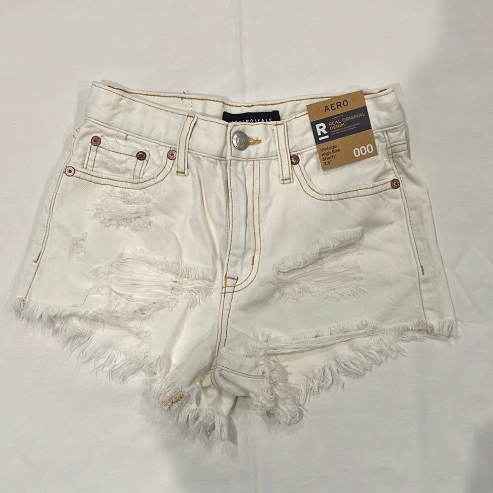 AéRopostale triple zero white ripped Jean shorts